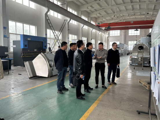 热烈欢迎宁德时代新能源科技领导一行来润凯干燥考察